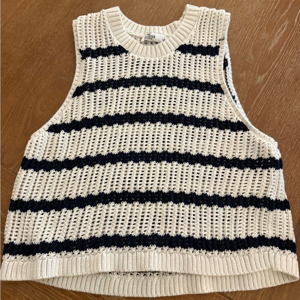 Hollister White and Blue Sleeveless Ribbed Tank Top